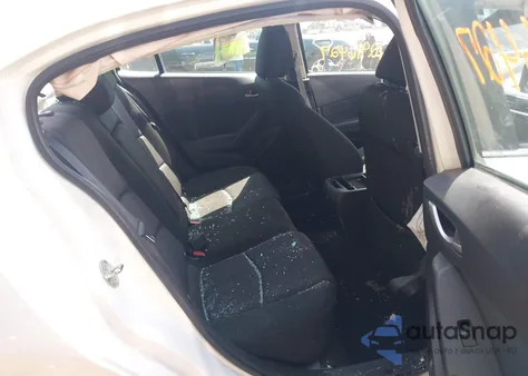 2015 Mazda Mazda3 I Touring из США, поврежденный, VIN 3MZBM1V74FM160927